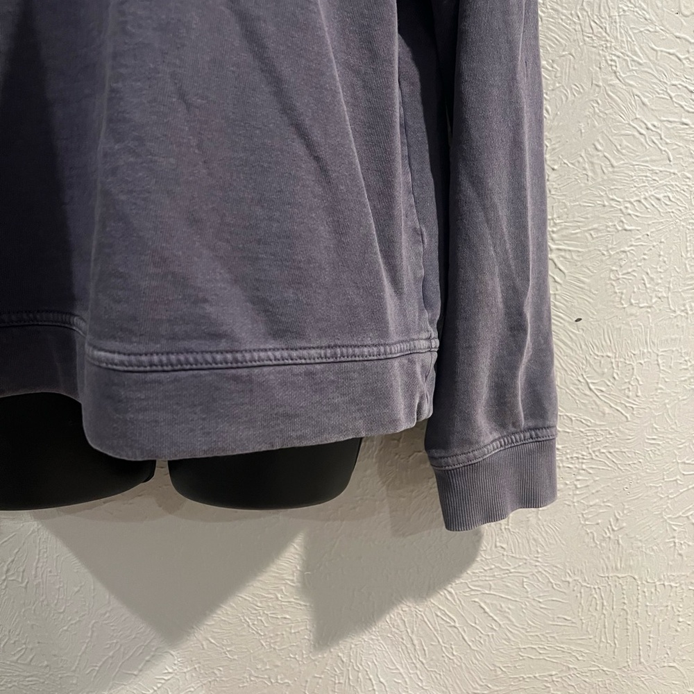 Universal Thread Sweater - Picture 2 of 9